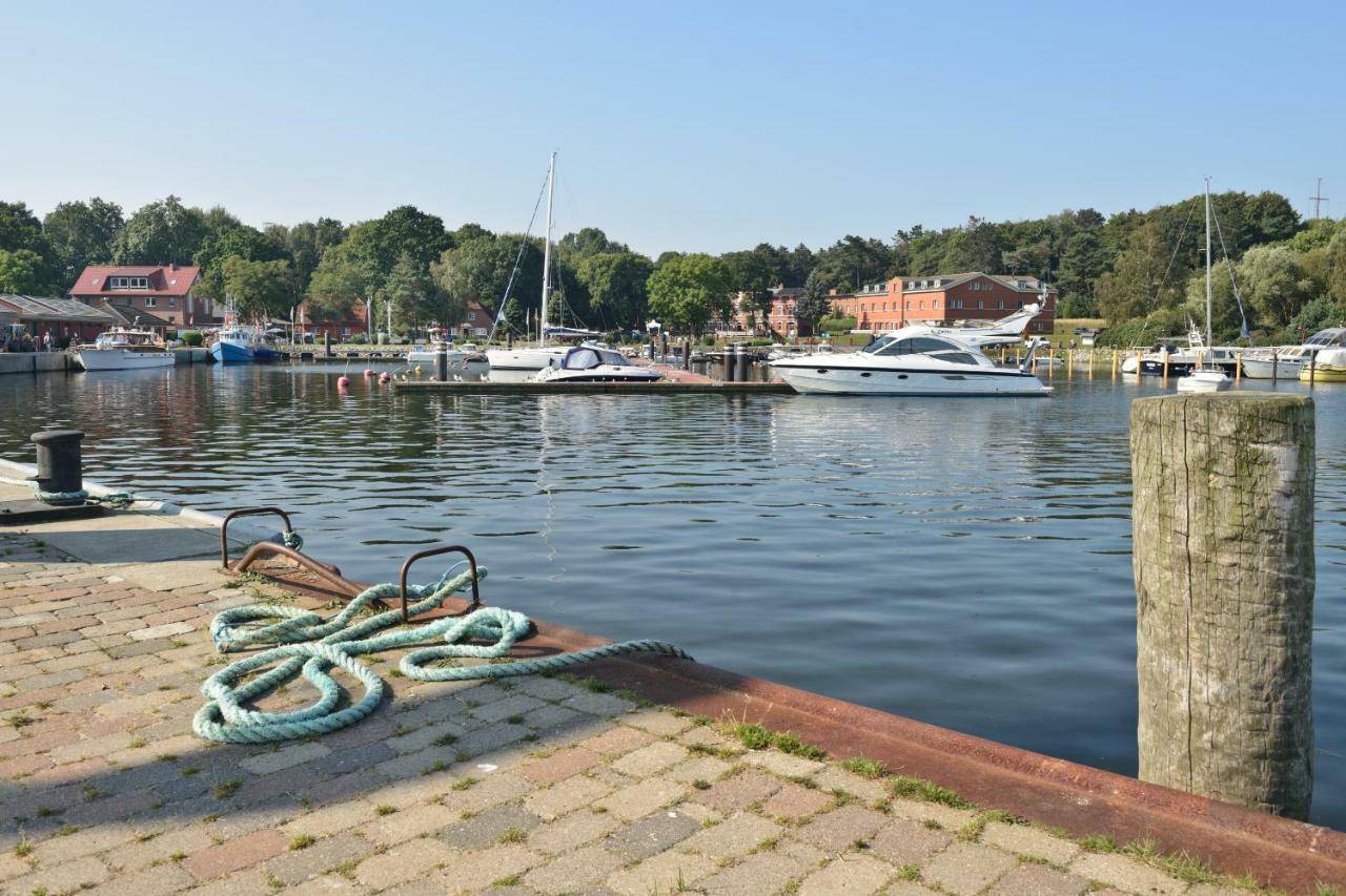 Ferien- Und Anglerdomizil Beese Apartment Barhoft Bagian luar foto